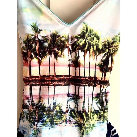 Women’s Sperry Top-Sider One Piece Small Bathing Suit-Tropical - Picture 2 of 9